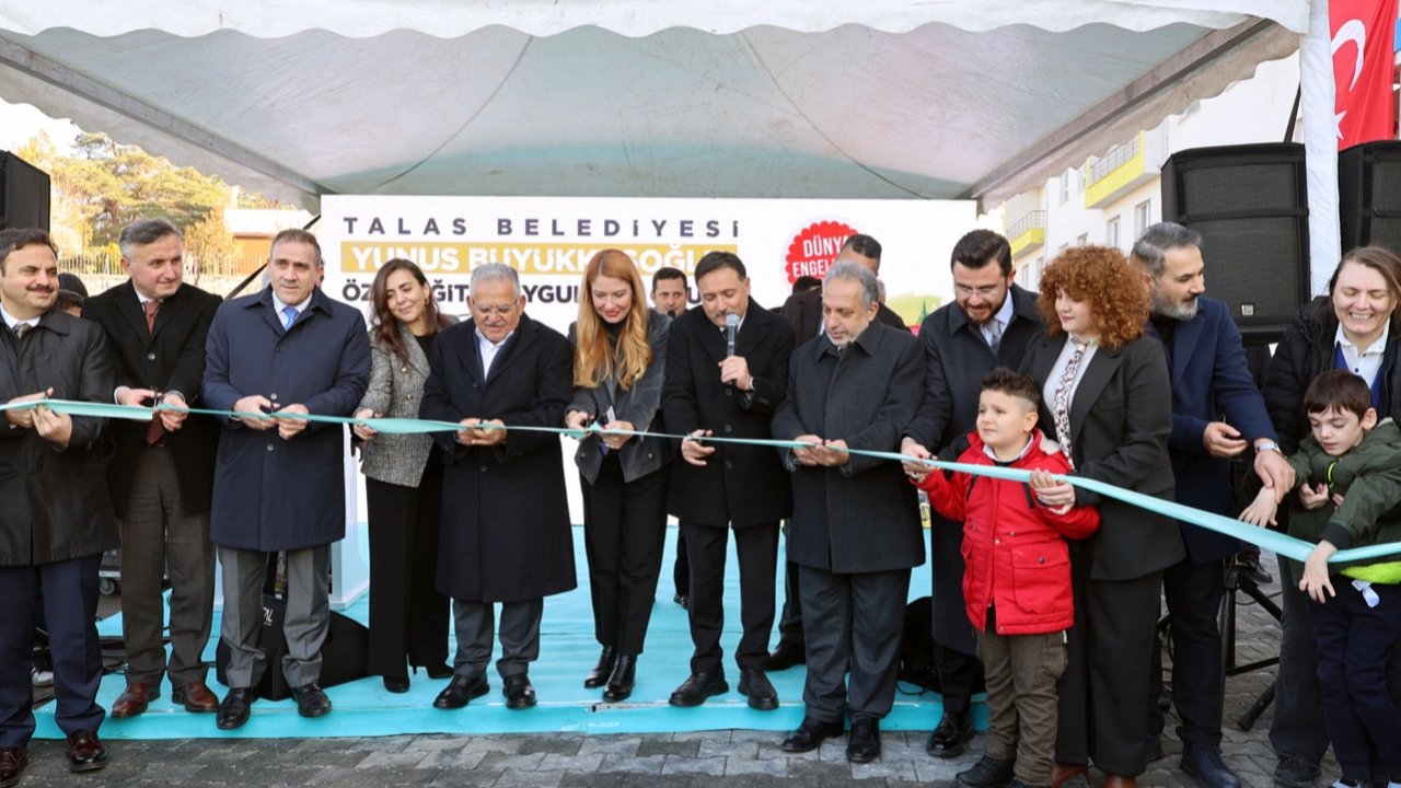 Mustafa Yalçın&#039;a özel övgü