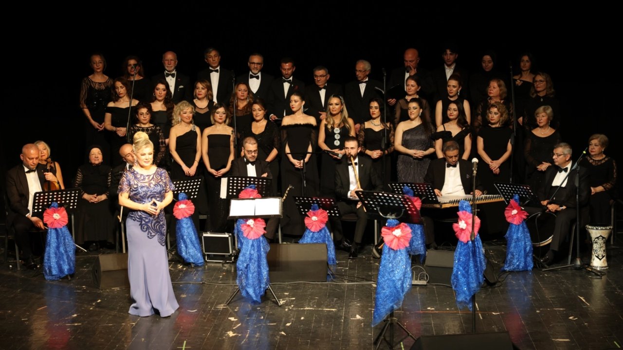 Nilüfer Belediyesi TSM Korosu’ndan unutulmaz konser