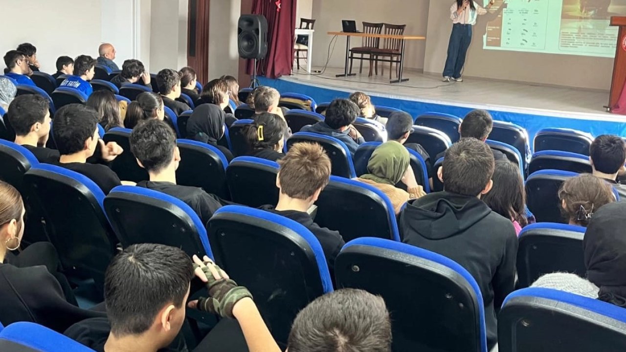 Sakarya&#039;dan bin 400 lise öğrencisine &#039;sıfır atık&#039; eğitimi