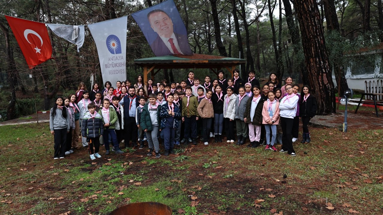 Antalya Büyükşehir’den gençlere izcilik programı