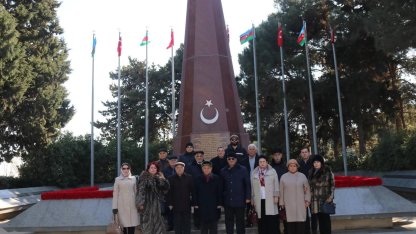 Bakü, Türk kahramanları unutmuyor