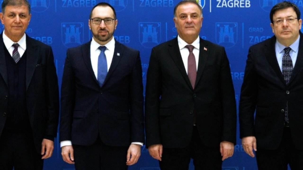 Başkan Erkek Zagreb’de B40 zirvesinde