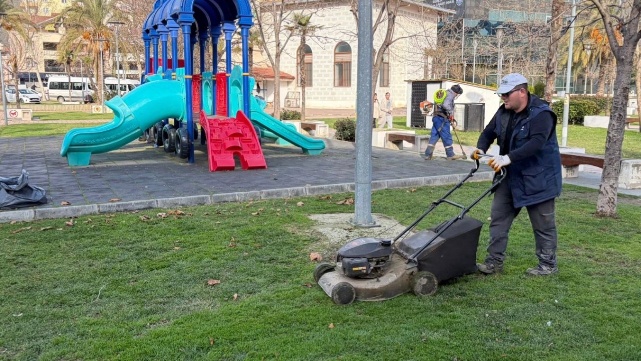 Bursa Gemlik'te üst yapı ve bakımda yoğun mesai