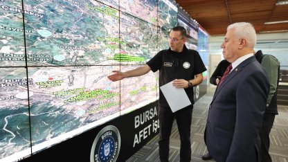 Bursa'da Başkan Bozbey'den lodos uyarısı... Gelişmeleri AKOM'dan takip etti