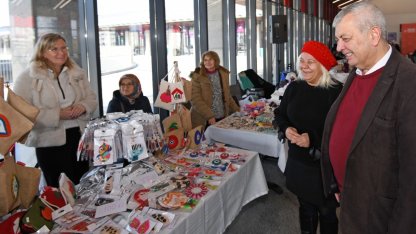 Bursa'da girişimci kadınların el emeği Osmangazi Meydanı'nda buluştu