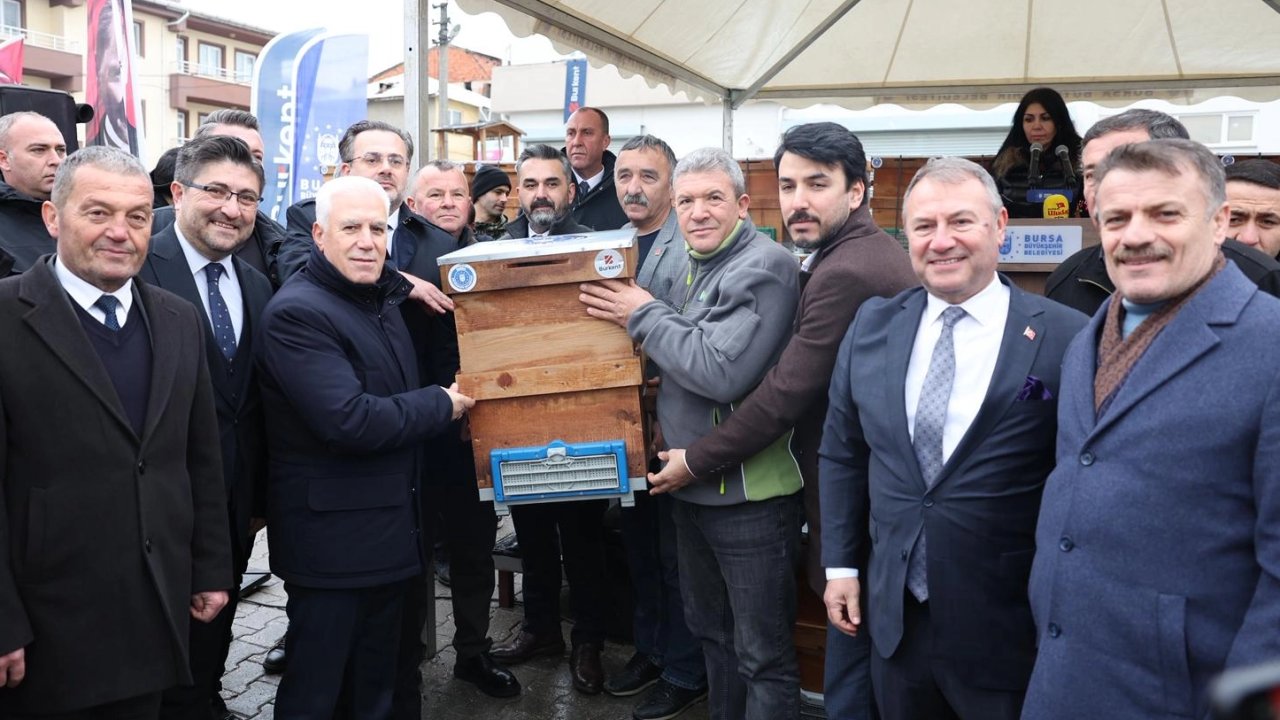 Bursa'dan dağ yöresine arı kovanı desteği