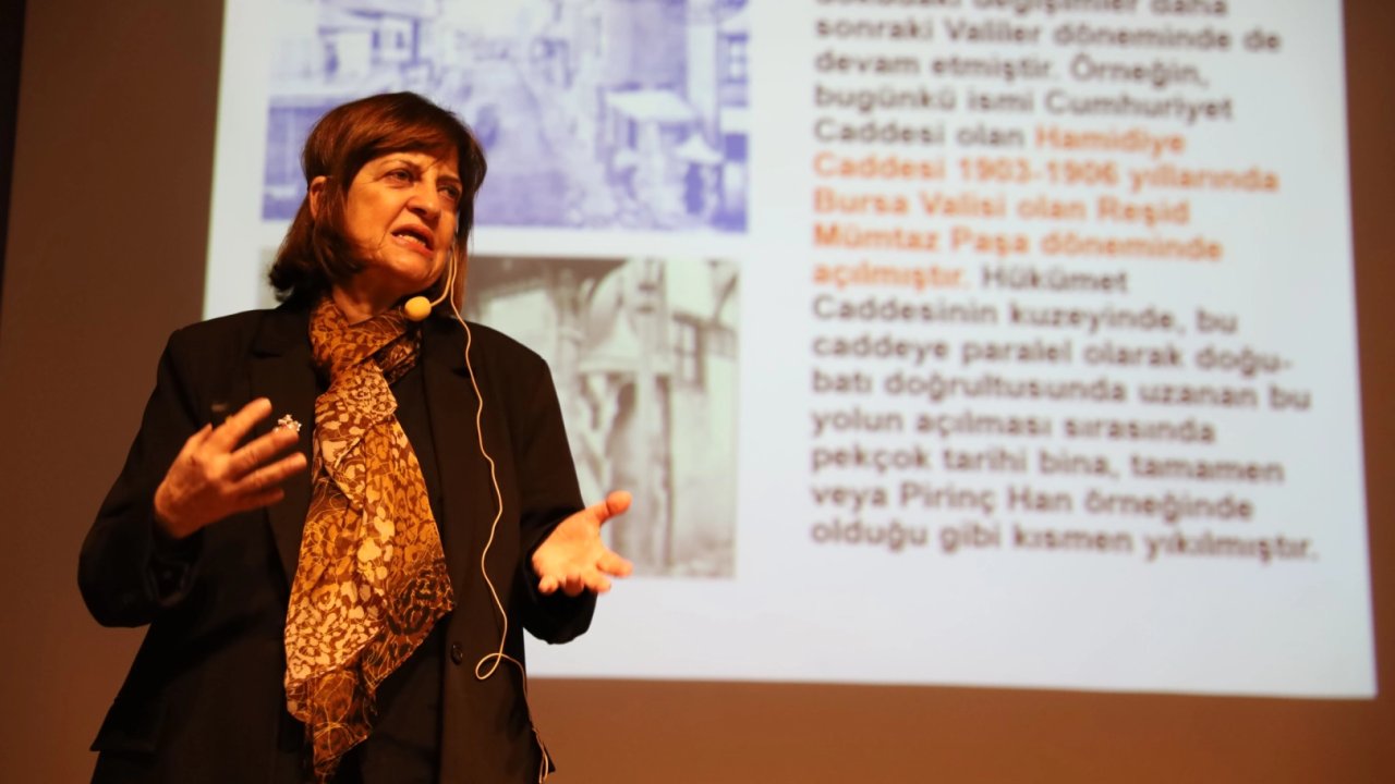 Bursa'nın mimari evrimine yakın mercek