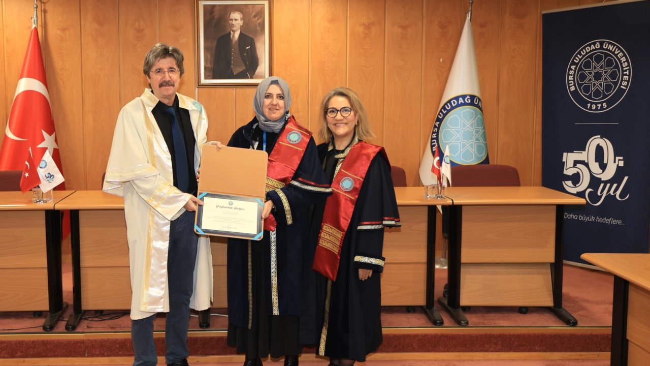 BUÜ’de profesörlük belgeleri törenle takdim edildi