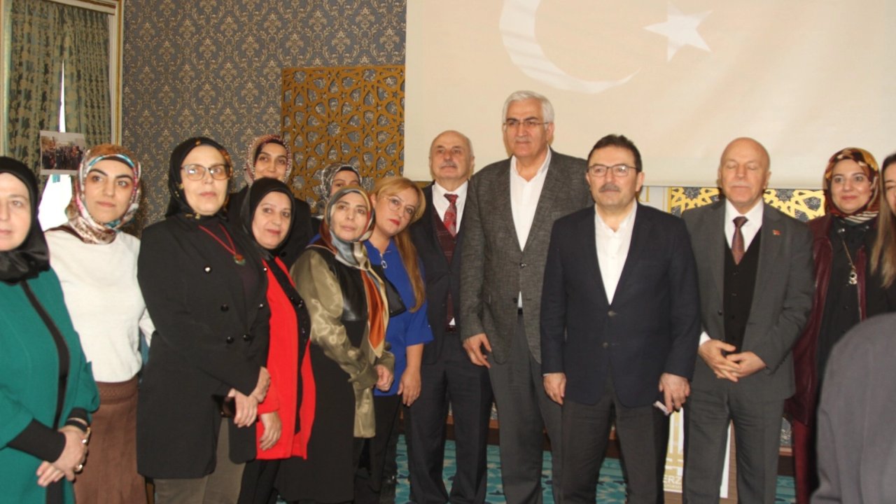 Erzurum'da AK Partili kadınlardan 'Köklerden Geleceğe' çalıştayı