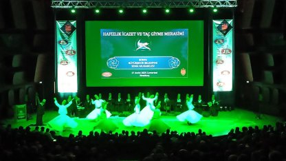 Fransa'da Mevlana rüzgarı esti