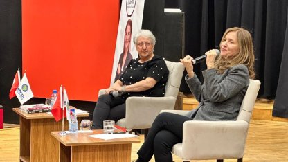 İstanbul Bakırköy'de Müge İplikçi söyleşisi