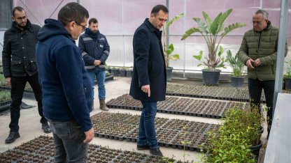 İzmir Bornova kendi yeşilini kendi üretiyor