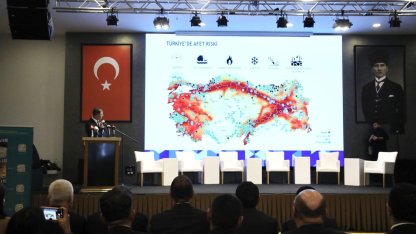 İzmir'de Başkan Tugay’dan afet yönetimi mesajı