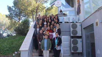 İzmir'de okul aile birliklerine Büyükşehir'den güçlü destek