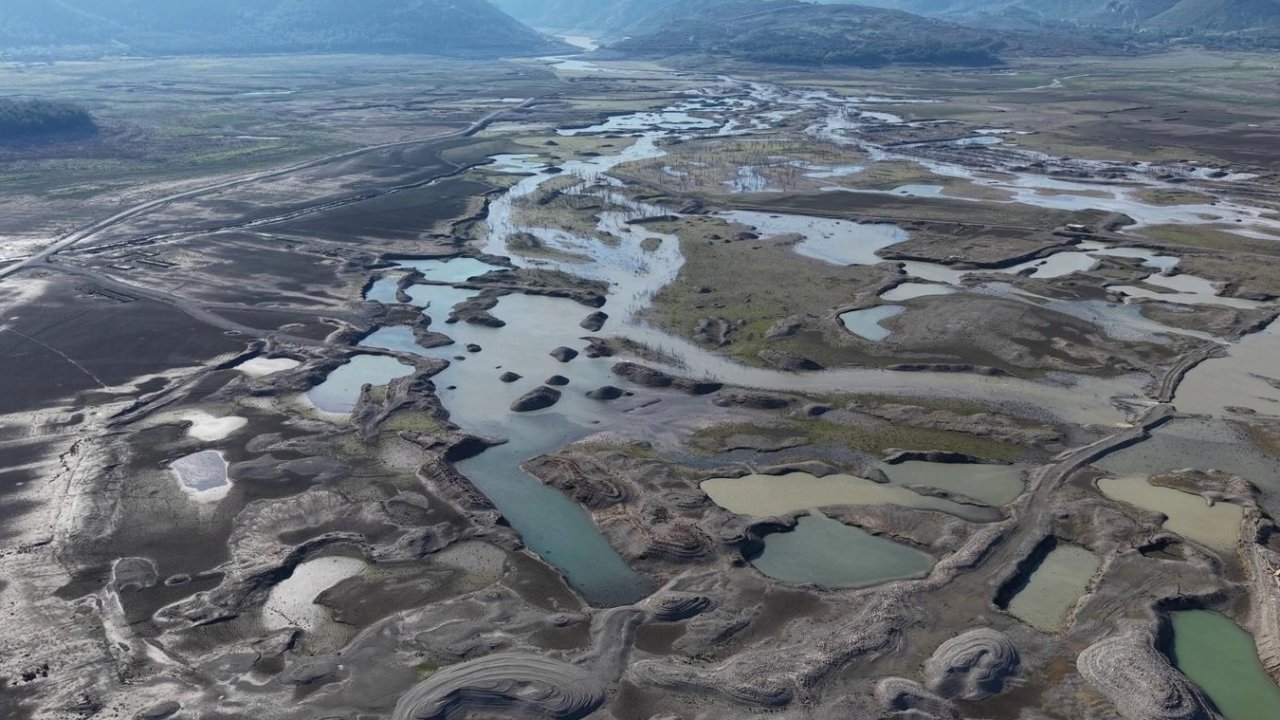 İzmir'de susuzluğa karşı üç aşamalı plan