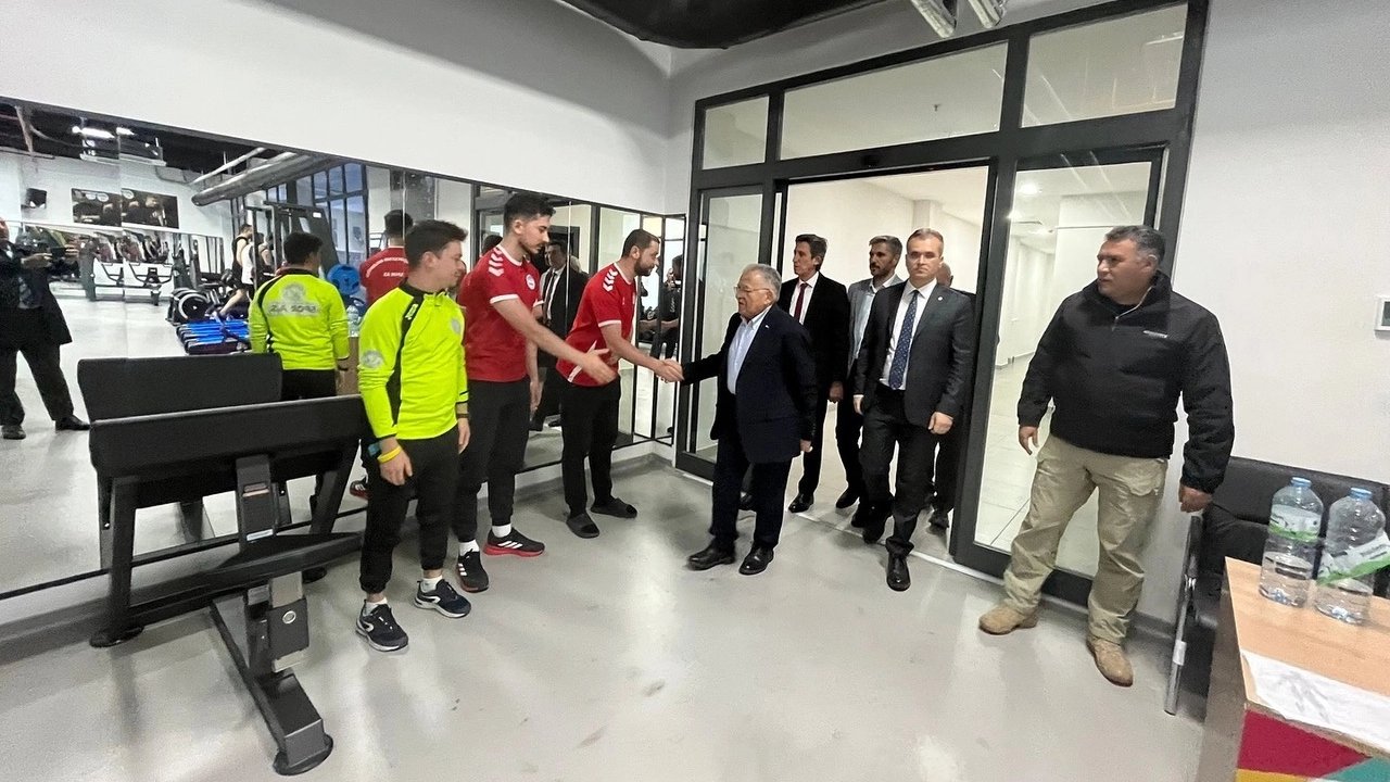 Kayseri Büyükşehir'den Talas Mevlana Sosyal Yaşam Merkezi'ne özel ilgi