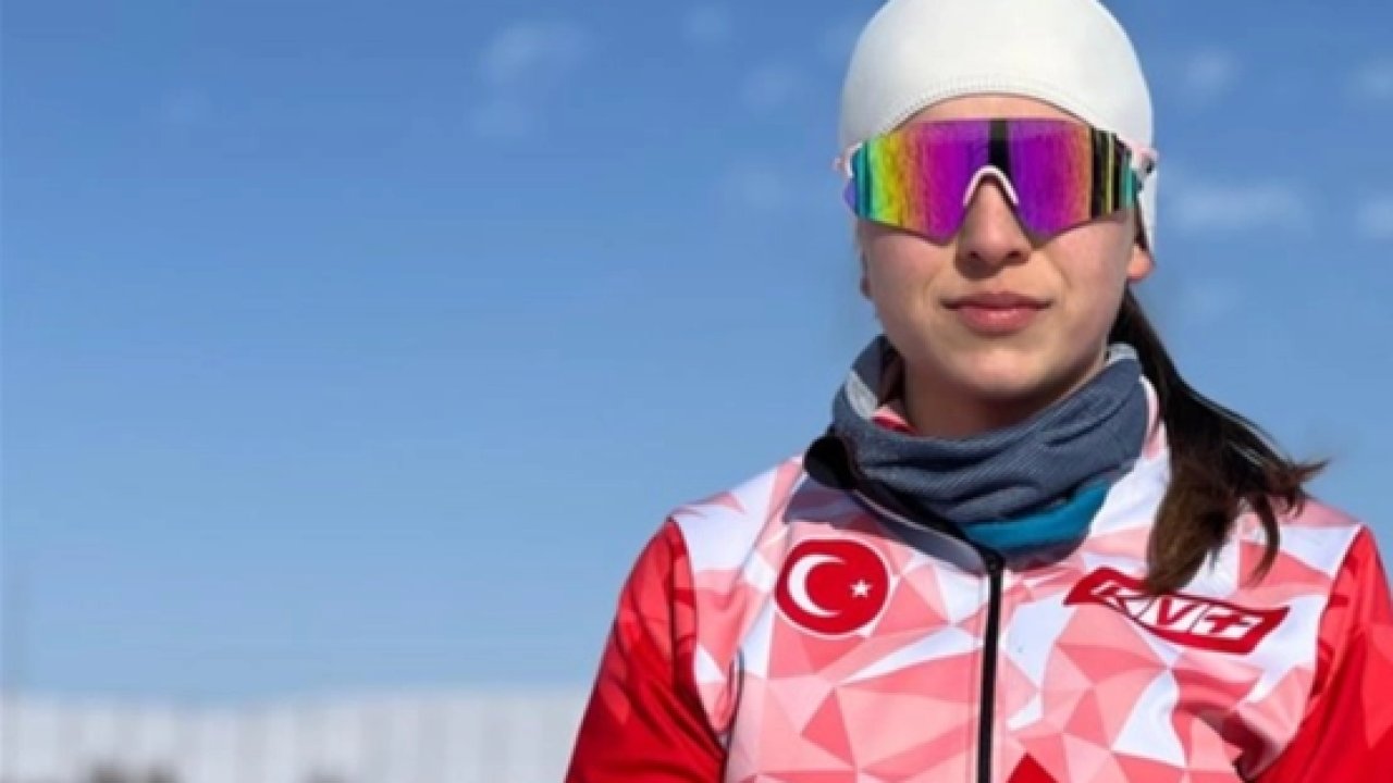 Kış Olimpiyatları'na katılan milli kayakçılara Bakan Bak'tan tebrik mesajı