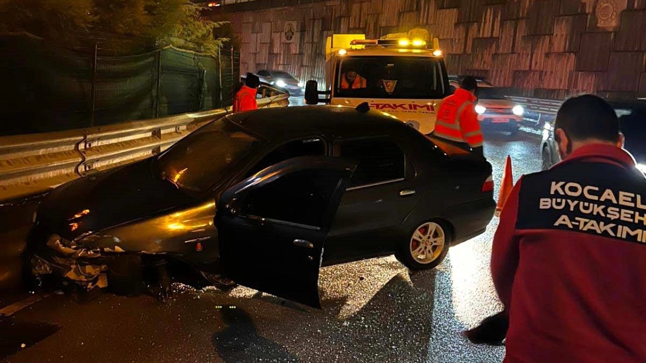 Kocaeli A Takımı'ndan kazaya anında müdahale