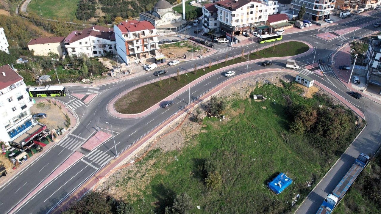 Kocaeli Gebze’de trafik dönel kavşaklarla rahatlıyor
