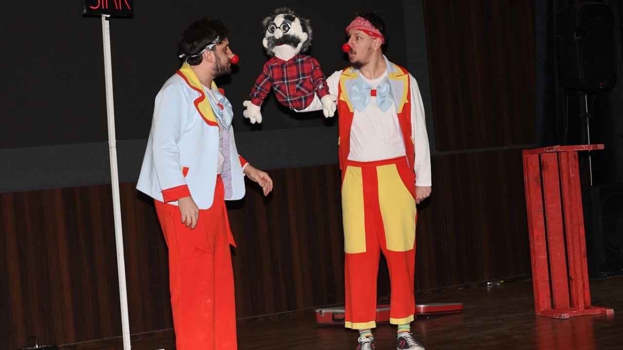 Konya'da Başkan Kılca öğrencilerin mutluluğuna ortak oldu