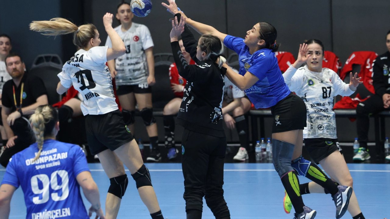 Lider Bursa Büyükşehir Belediyespor Odunpazarı’nı da geçti