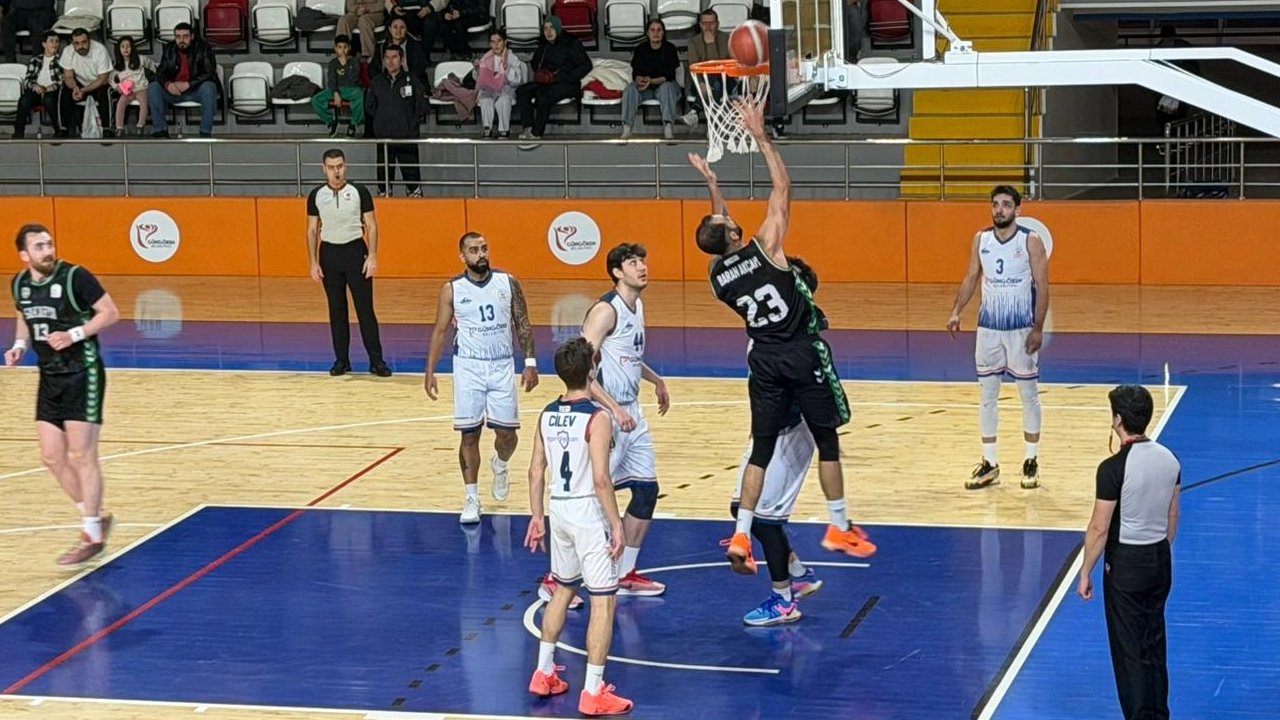 Liderden İstanbul’da gövde gösterisi