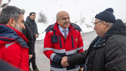 Malatya Büyükşehir ekipleri 7/24 karla mücadelede