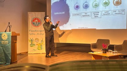 Maltepe'de öğrencilerin eğitim ve kariyer yolculuklarında destek
