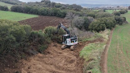 Manisa Büyükşehir tarım arazilerini taşkınlara set oluyor