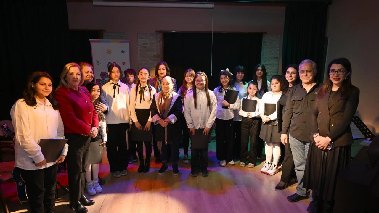 Mersin'de Çocuk Kampüsü öğrencilerinden sanat şöleni