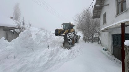 Sakarya'da 100 kişilik timle karla mücadelede son durum