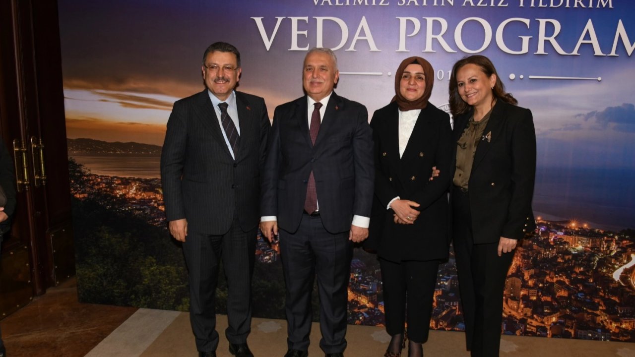 Trabzon’da Başkan Genç’ten Vali Yıldırım’a: “İz bıraktınız”