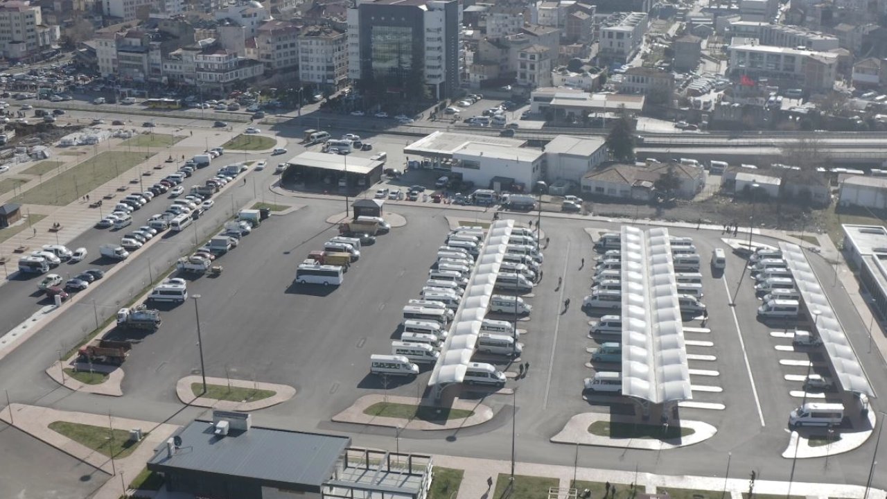 Trabzon'da dolmuşlar yeni yerlerine taşınıyor