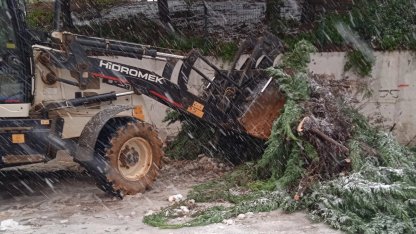 Trabzon'da kritik noktalarda kar temizliği