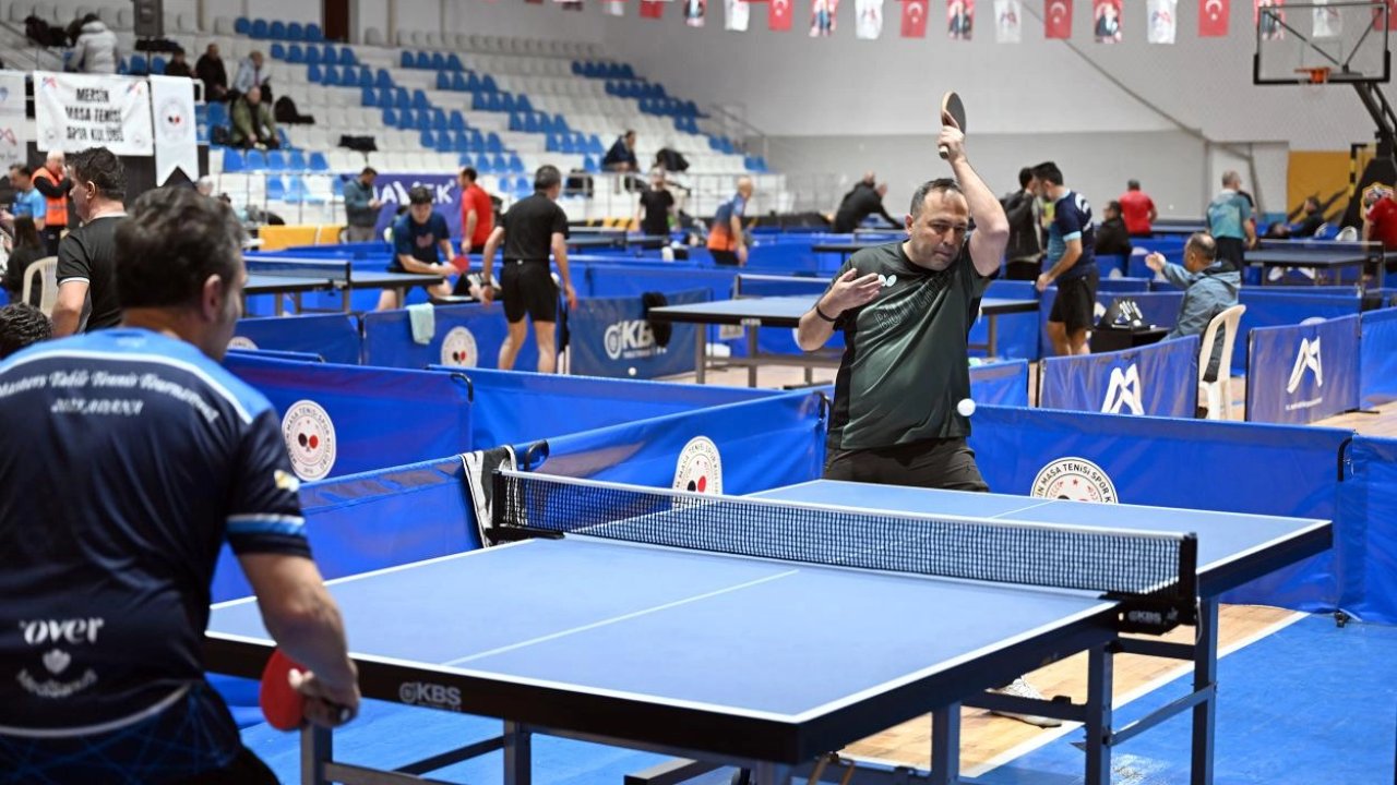 Veteran sporcular Mersin’de buluştu