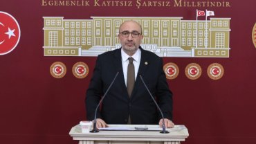 AK Parti’li Açıkkapı’dan CHP’li belediyelerin deprem yardımlarına eleştiri