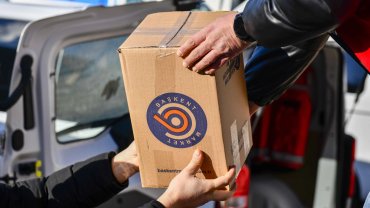 Ankara'da “Koli Ver” kampanyası devam ediyor 