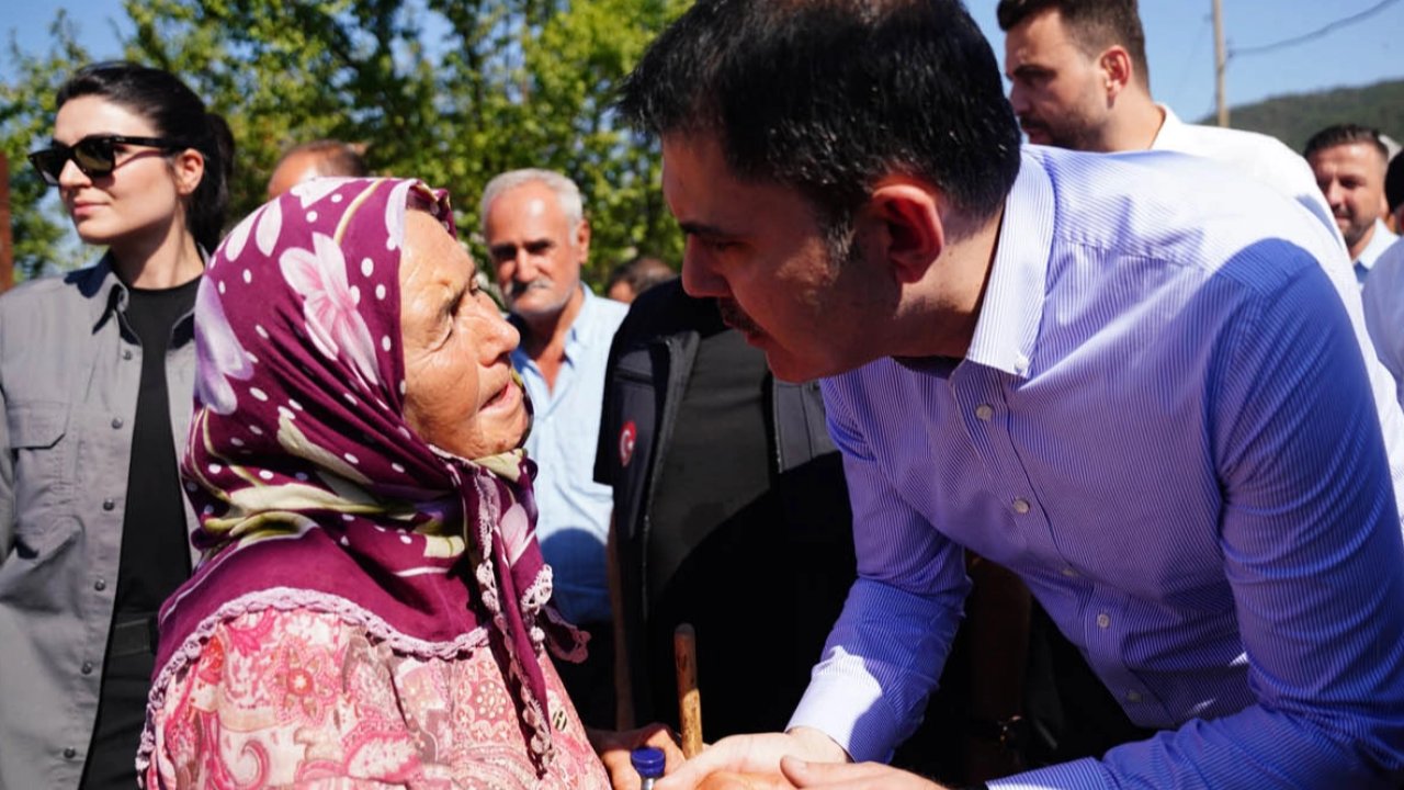 Bakan Kurum'dan 'Sındırgı afet konutları' paylaşımı