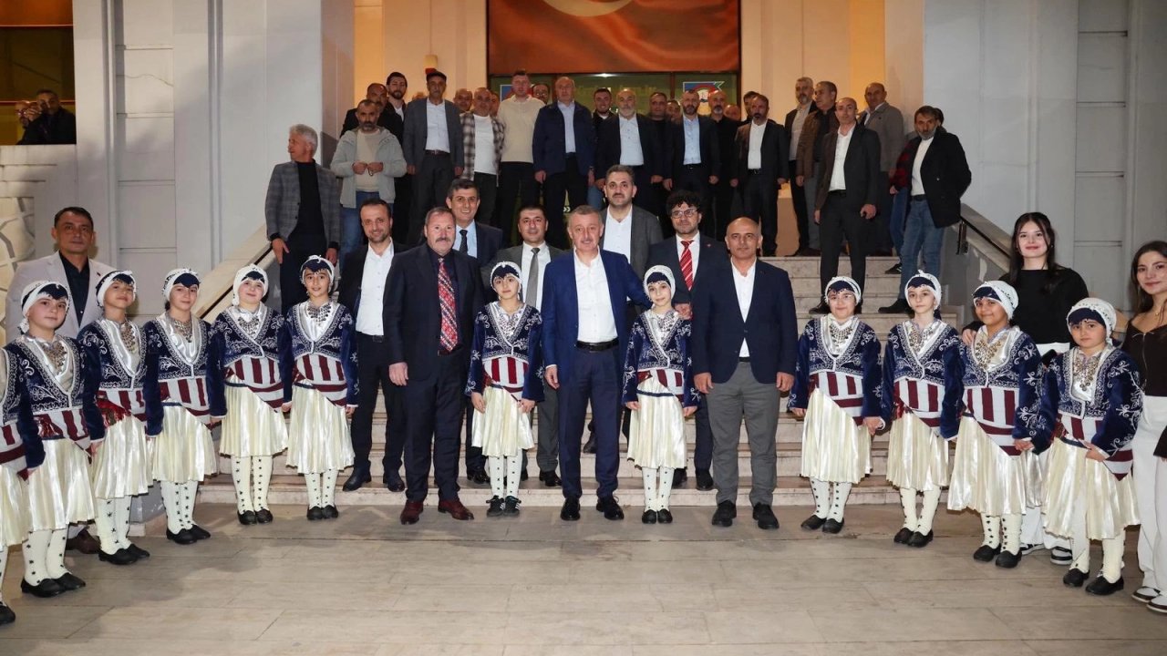 Başkan Büyükakın, Gümüşhanelileri yalnız bırakmadı