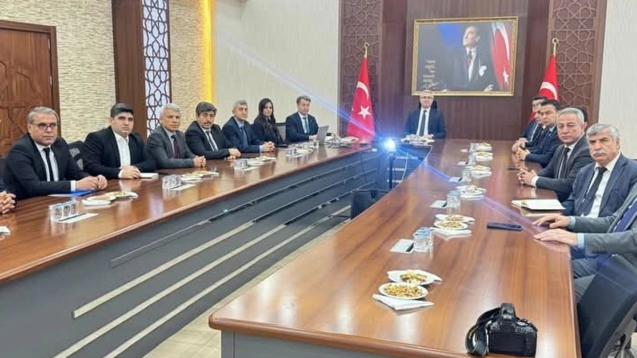 Batman İlçe Milli Eğitim Müdürleri eğitimi Kozluk'ta değerlendirdi