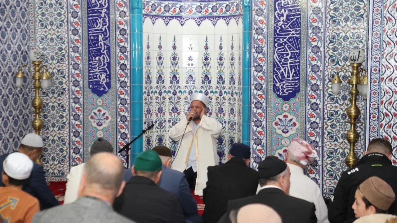 Bursa İnegöl’de ramazan teravih programları devam ediyor