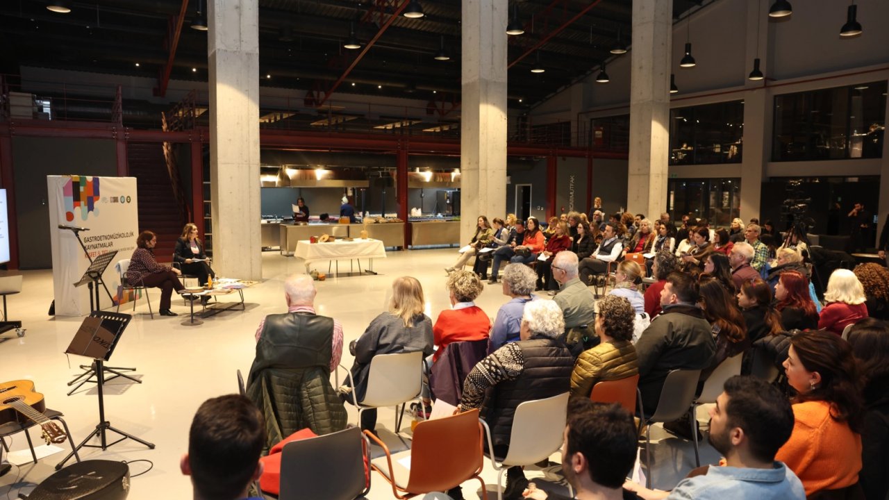 Bursa Nilüfer'de Pancar Deposu'nda sinema ve lezzet yolculuğu