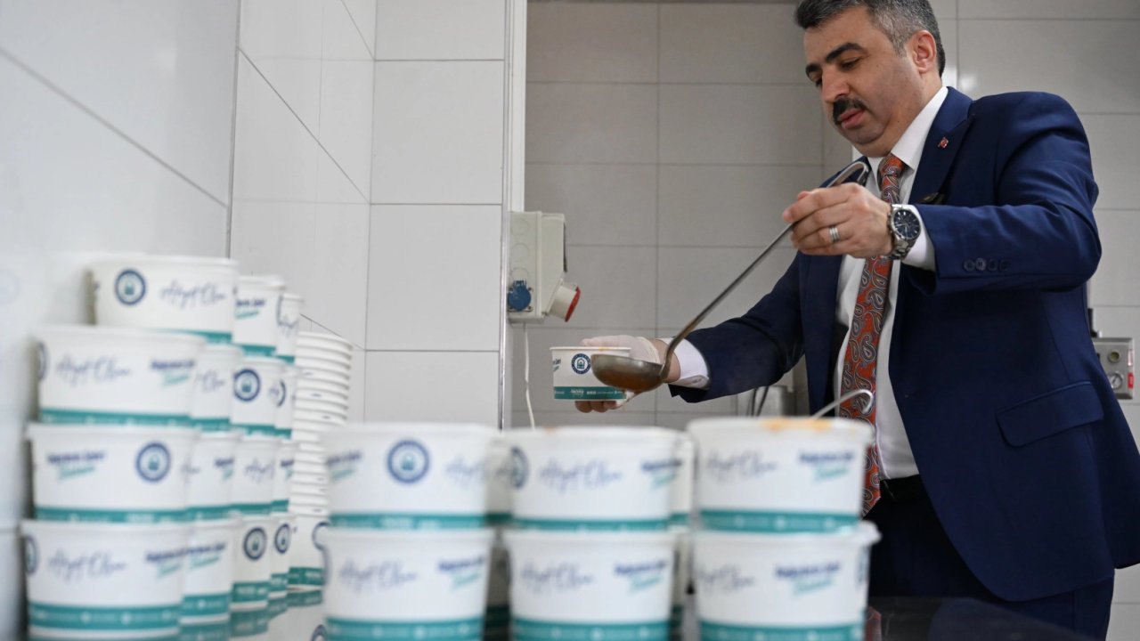 Bursa Yıldırım'da gönüller de, sofralar da bir