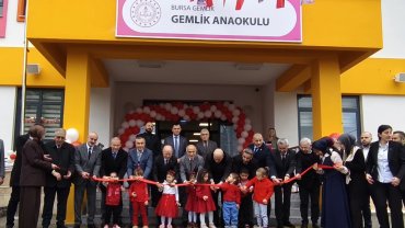 Bursa'da Gemlik ilçesinde anaokulu törenle açıldı