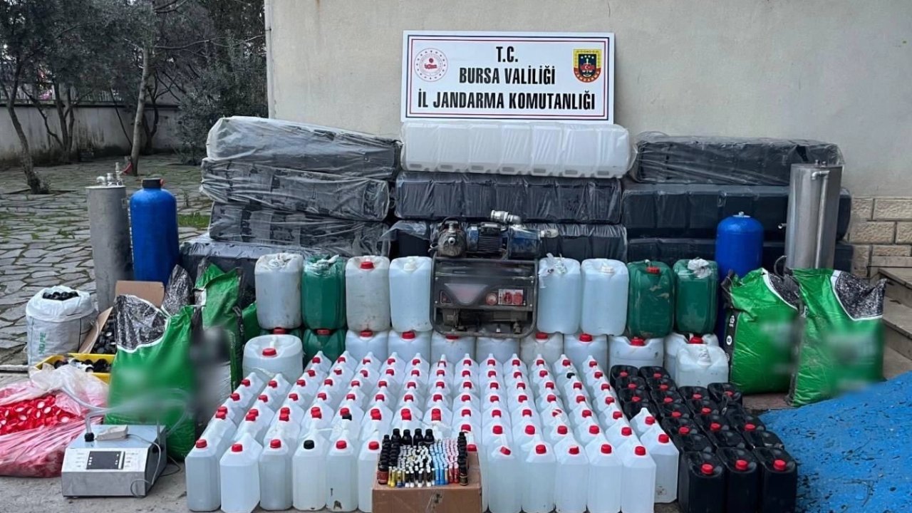 Bursa’da kaçak ve sahte alkol üretim tesisine operasyon