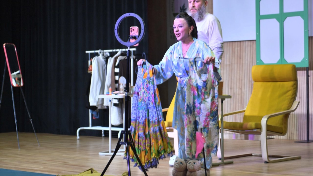 Bursa'da “Osmangazi’de Tiyatro Zamanı” coşkulu başladı