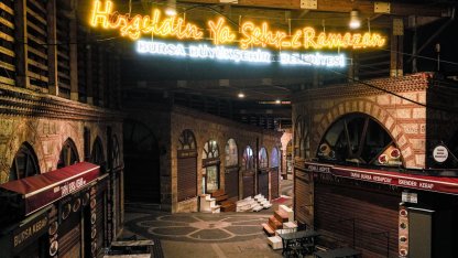 Bursa'da Ramazan'a özel ışıklandırmalar