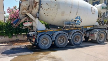 Elazığ’da yollara beton döken miksere para cezası