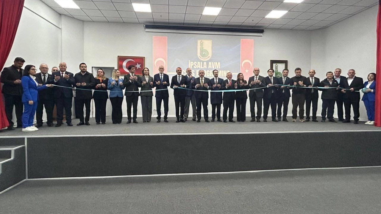 İpsala AVM kapılarını açtı