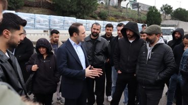 İzmit Belediyesi'nden Migros depo işçilerinin direnişine destek